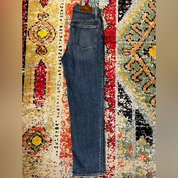 Madewell Highrise Classic Straight Jeans - Picture 4 of 4